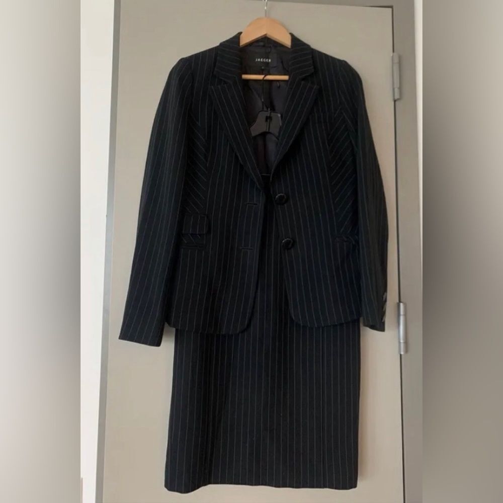 Jaeger blazer and skirt